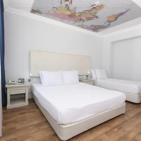 Hotel Etap Mola 3*