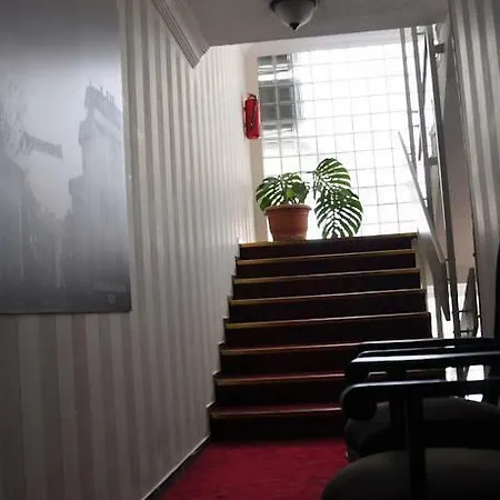 Hotel Etap Mola